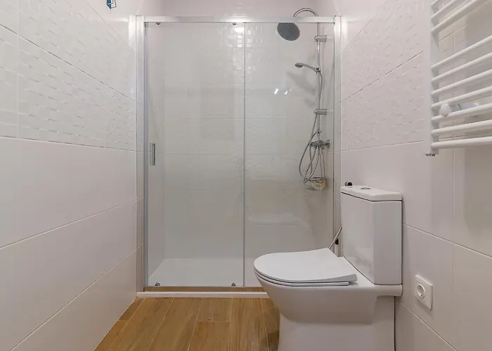 Apartment Ares Ii 15 Min Theatre, Crib & Pet Friendly *