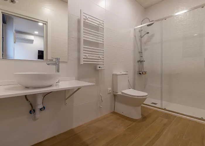 Apartment Ares Ii 15 Min Theatre, Crib & Pet Friendly *